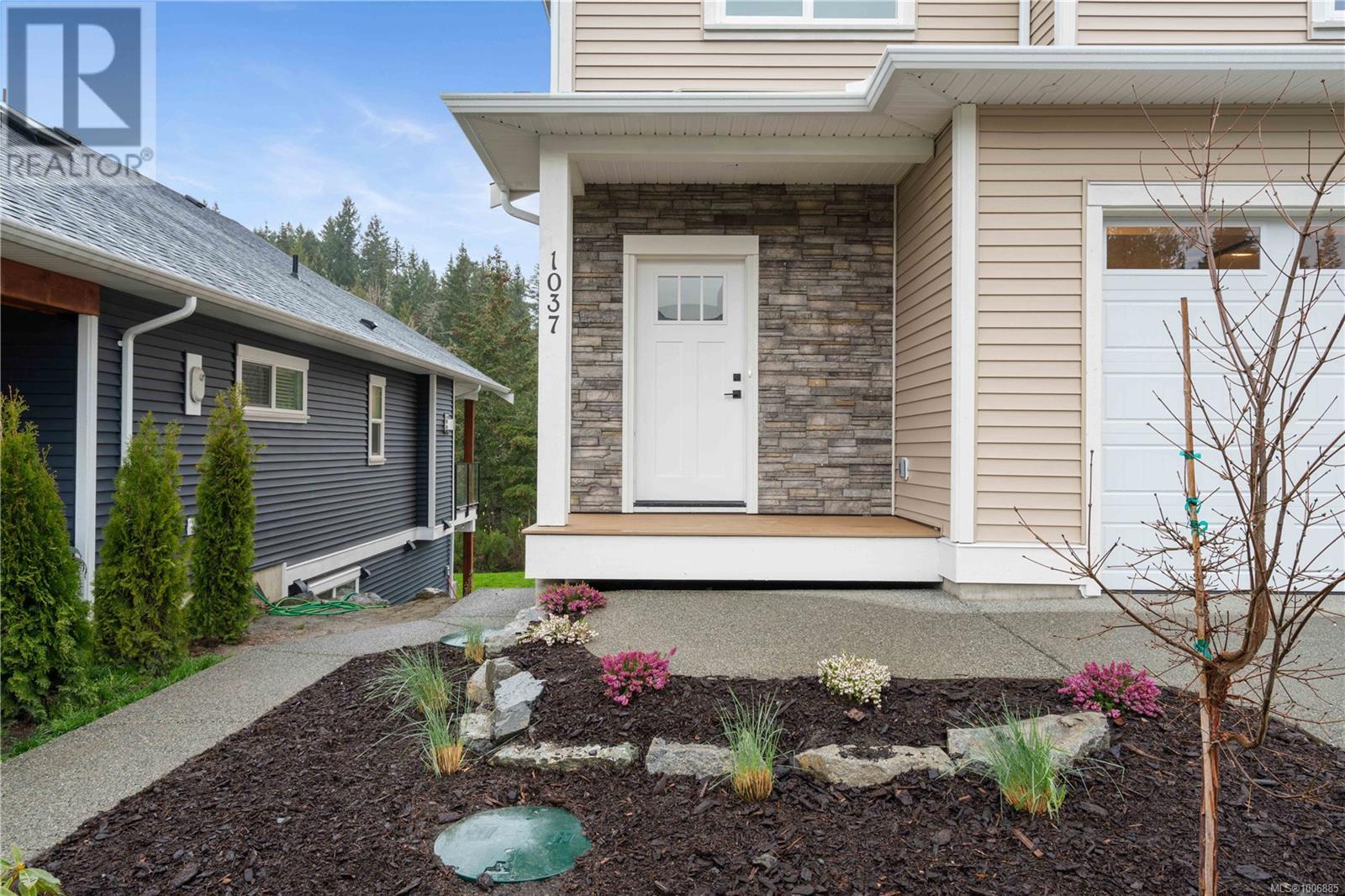 Photo 21 of 1037 Rozzano Pl, Ladysmith BC