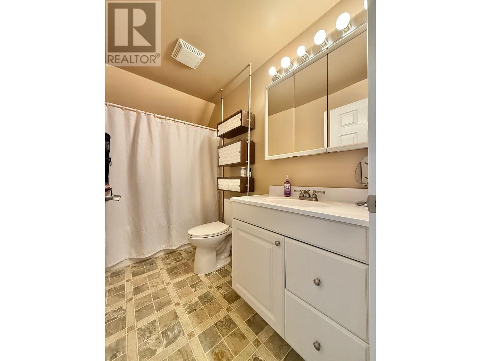 1946 SOUTH LAKESIDE DRIVE, Williams Lake