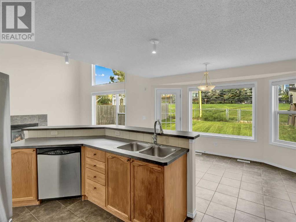 Single Family House for Sale in  Coville Close NE Coventry Hills Calgary 