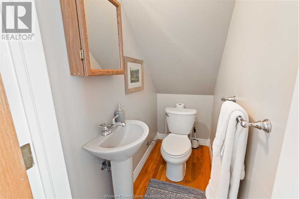 Photo 42 of 992 Pt Pelee Drive, Leamington ON