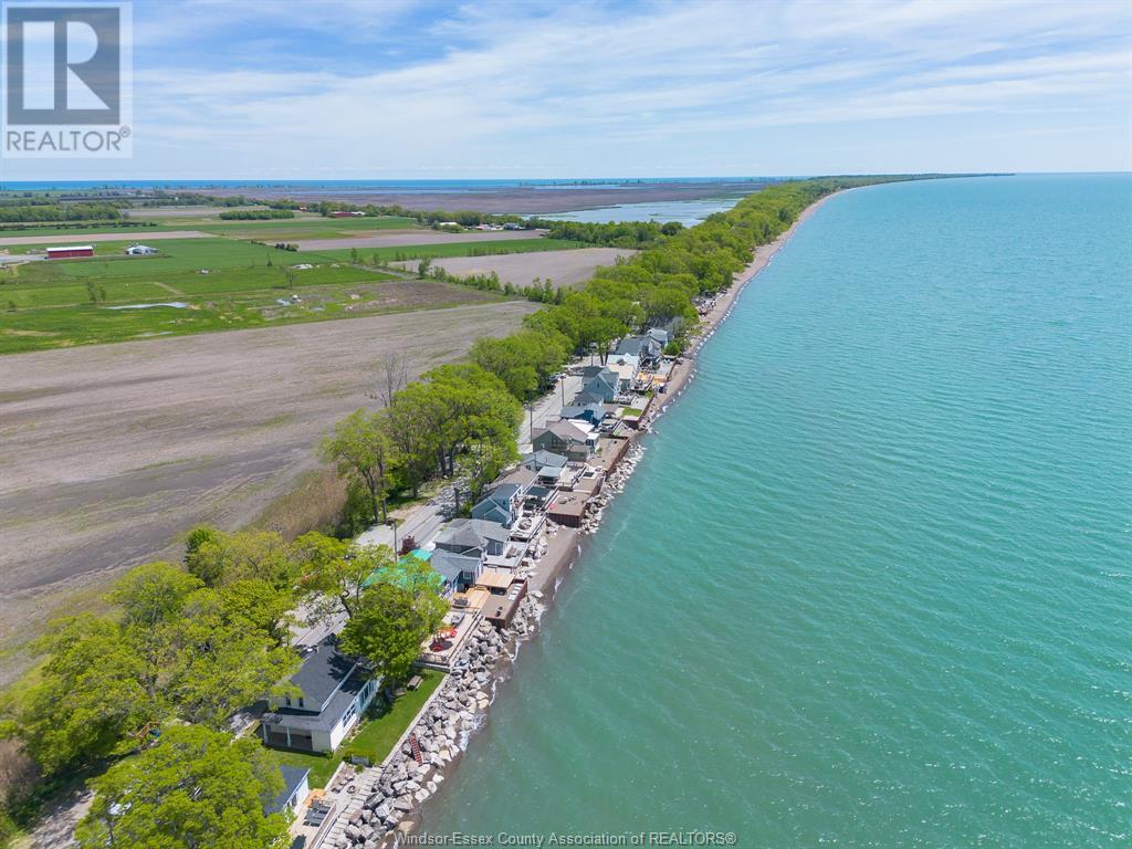 Photo 6 of 992 Pt Pelee Drive, Leamington ON
