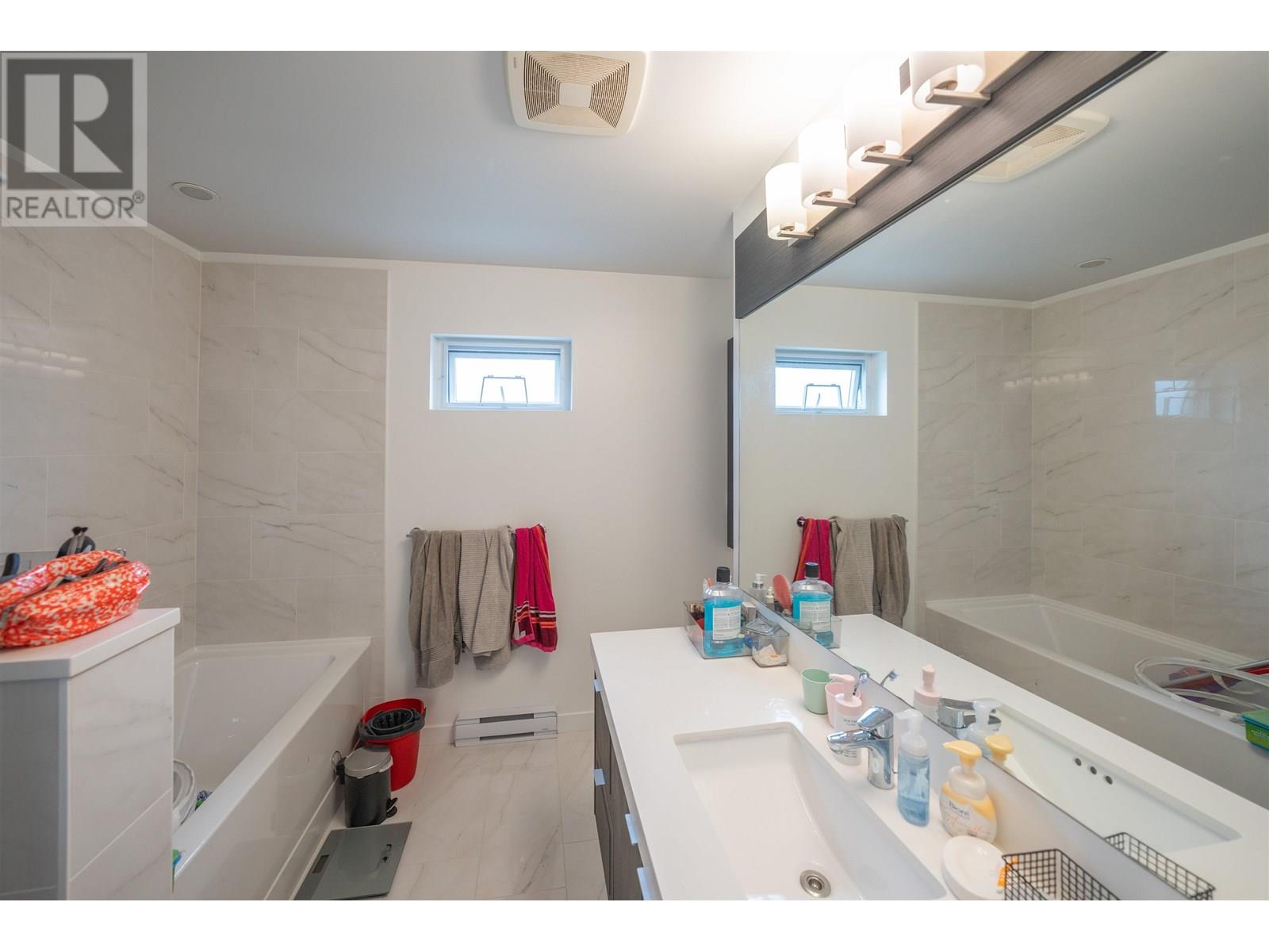 Photo 25 of 1 2371 Ranger Lane, Port Coquitlam BC