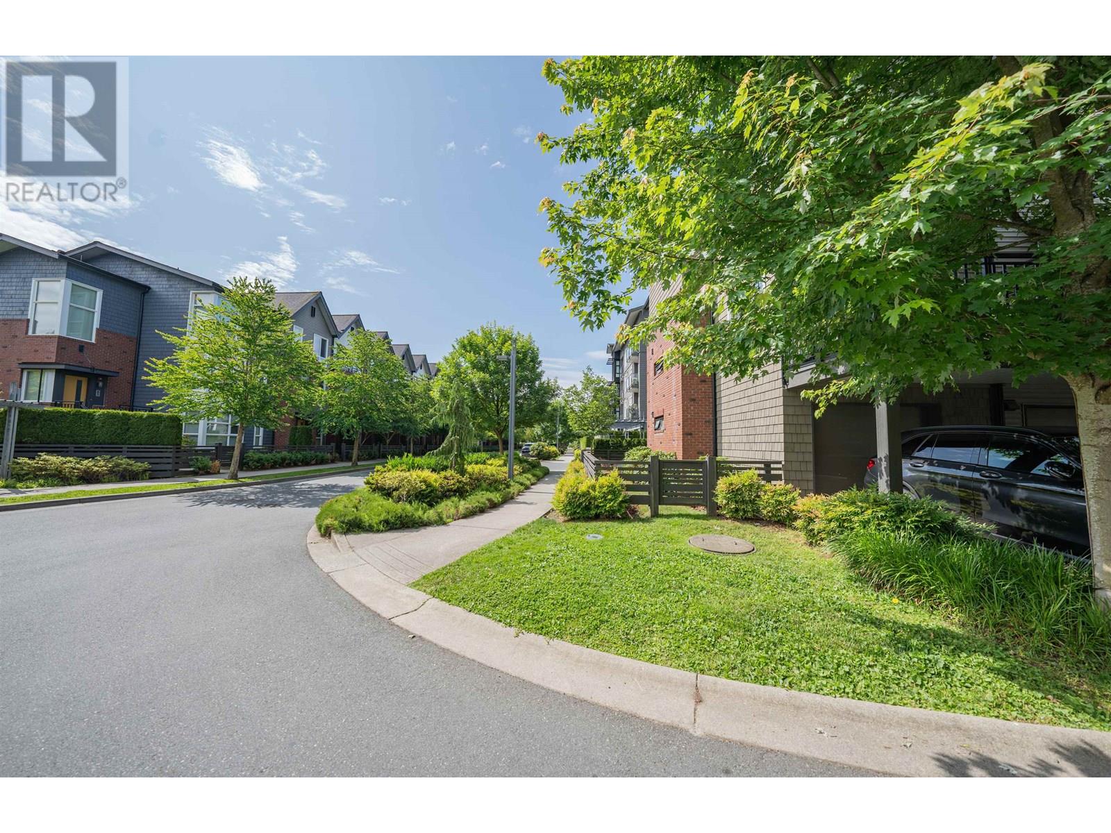 Photo 31 of 1 2371 Ranger Lane, Port Coquitlam BC