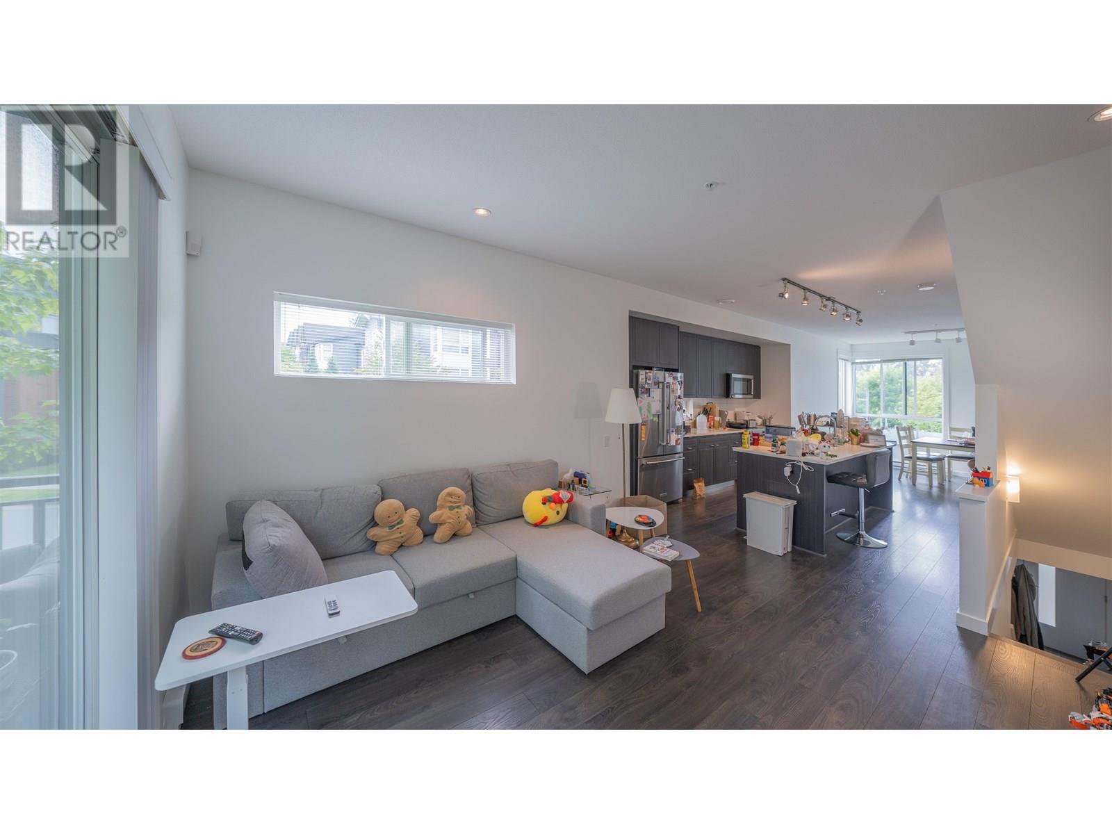 Photo 40 of 1 2371 Ranger Lane, Port Coquitlam BC
