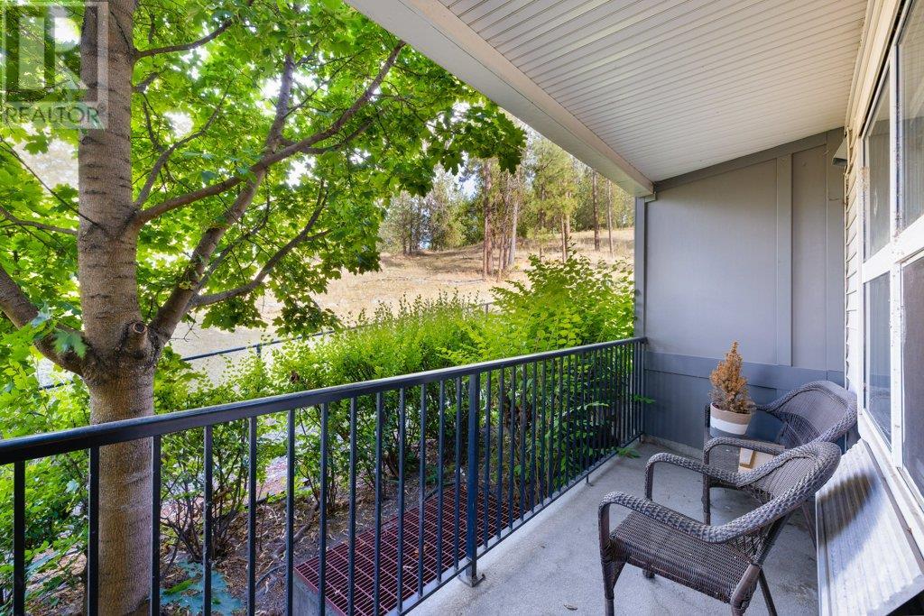 211 1479 Glenmore Road North, Kelowna