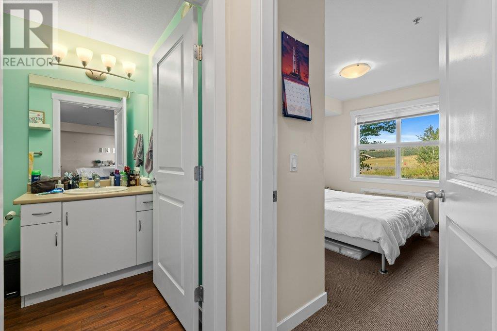211 1479 Glenmore Road North, Kelowna