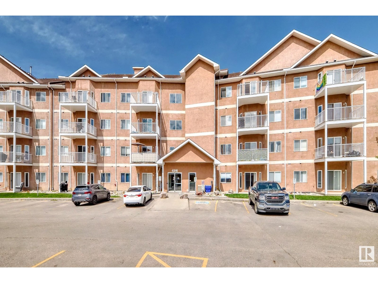 Photo 3 of 313 4316 139 Av Nw, Edmonton AB