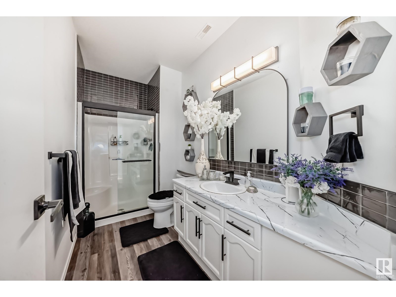 Photo 32 of 313 4316 139 Av Nw, Edmonton AB