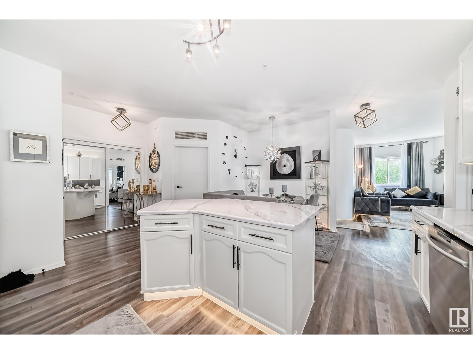 Photo 9 of 313 4316 139 Av Nw, Edmonton AB