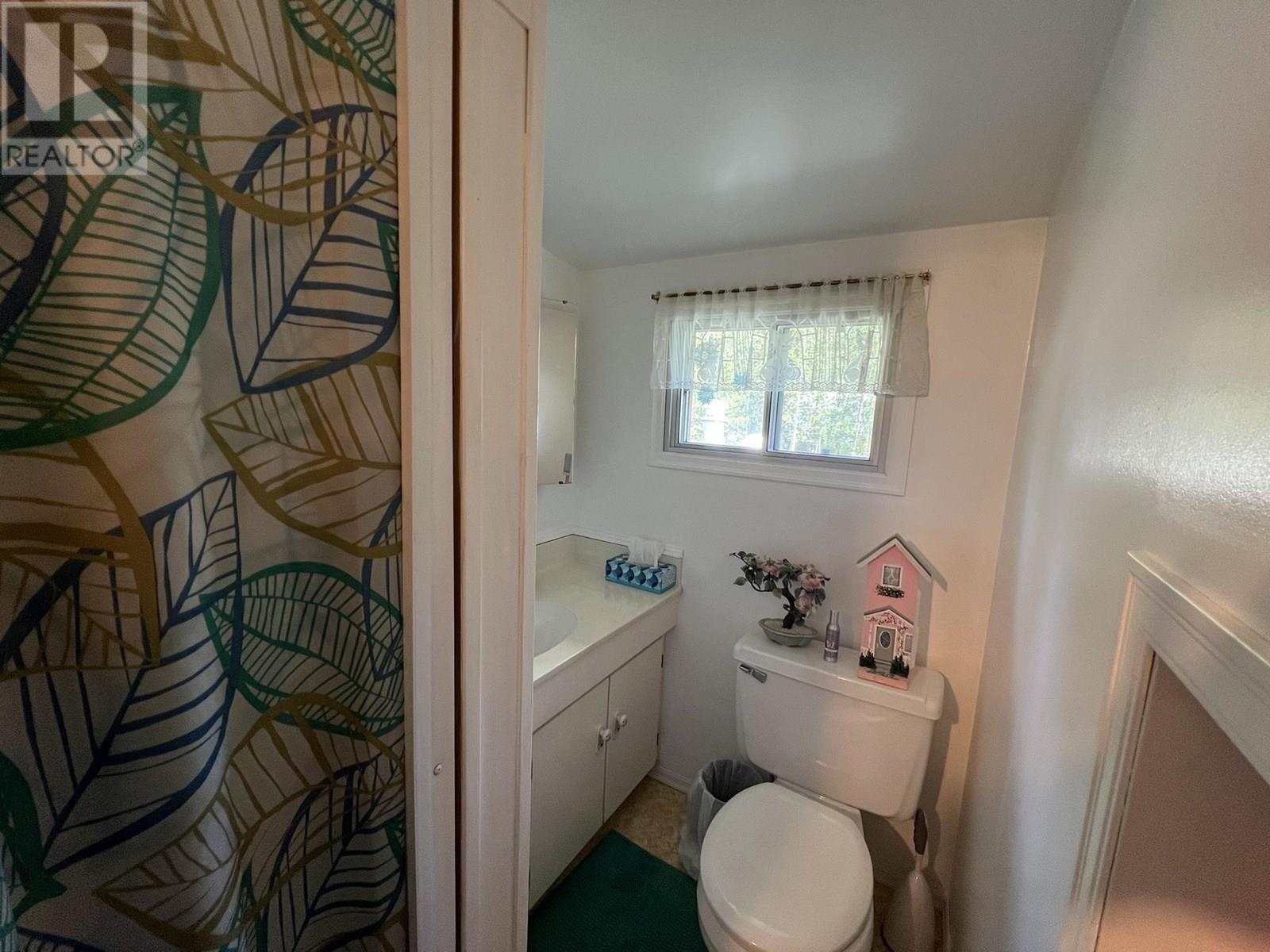 6273 MOOSE POINT DRIVE, Lone Butte