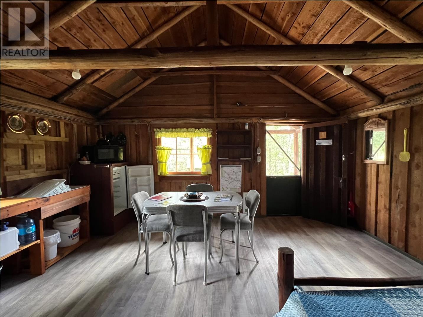6273 MOOSE POINT DRIVE, Lone Butte