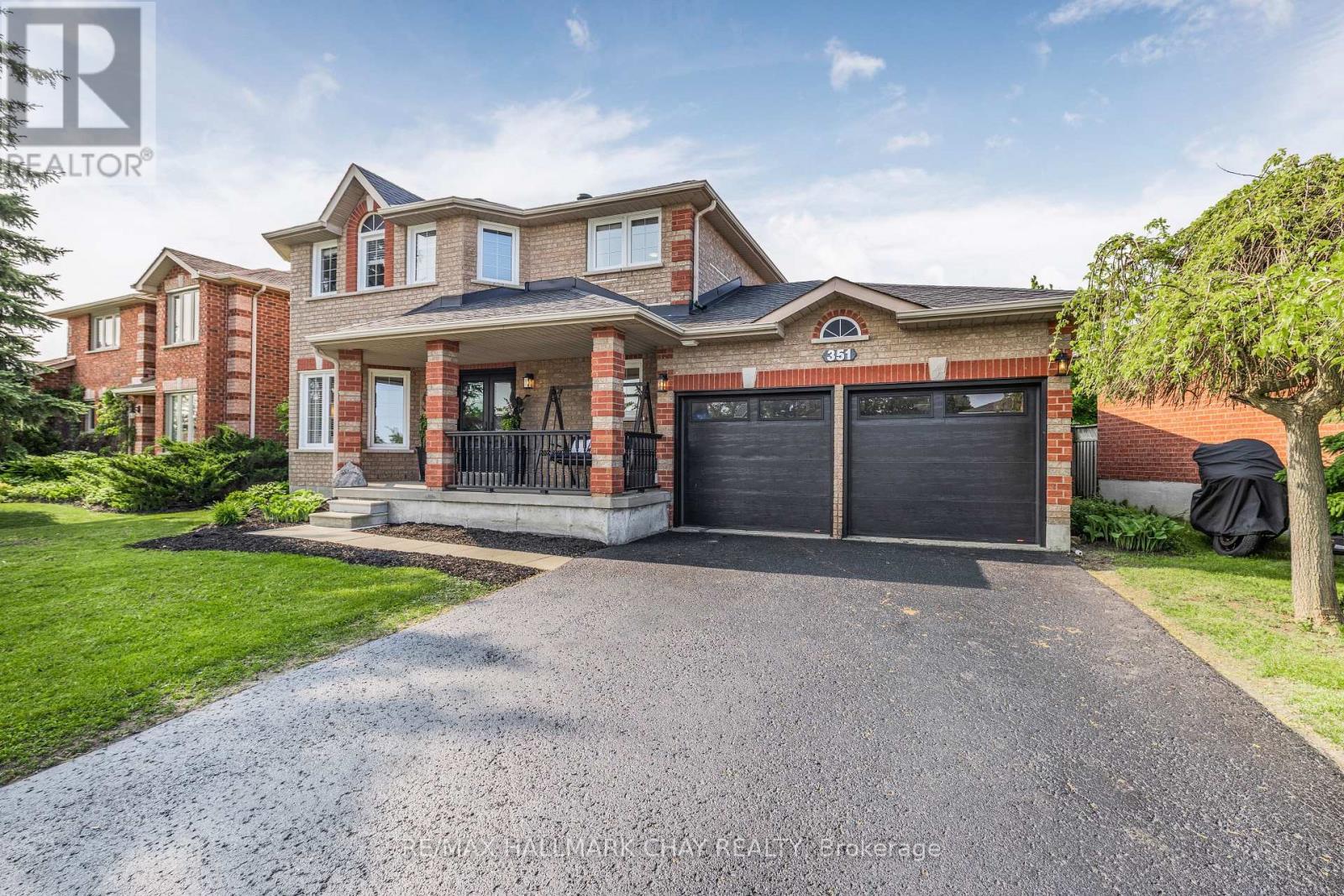 Single Family House for Sale in  CUNDLES ROAD W Barrie (Northwest) 