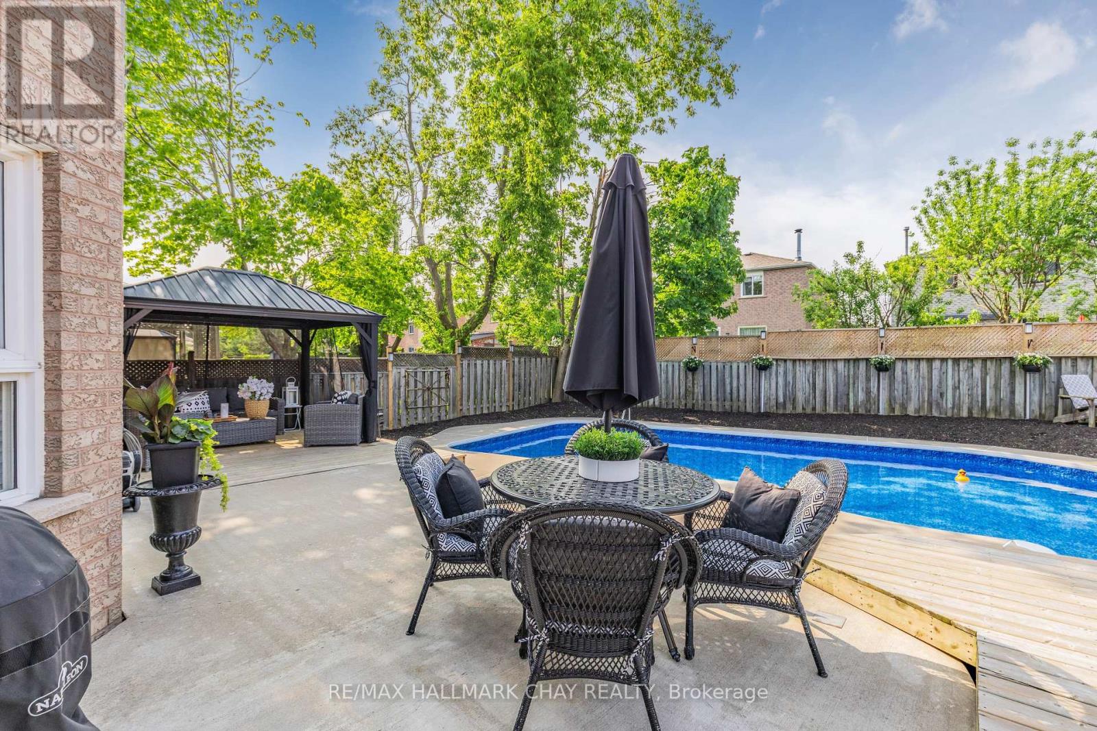 Single Family House for Sale in  CUNDLES ROAD W Barrie (Northwest) 