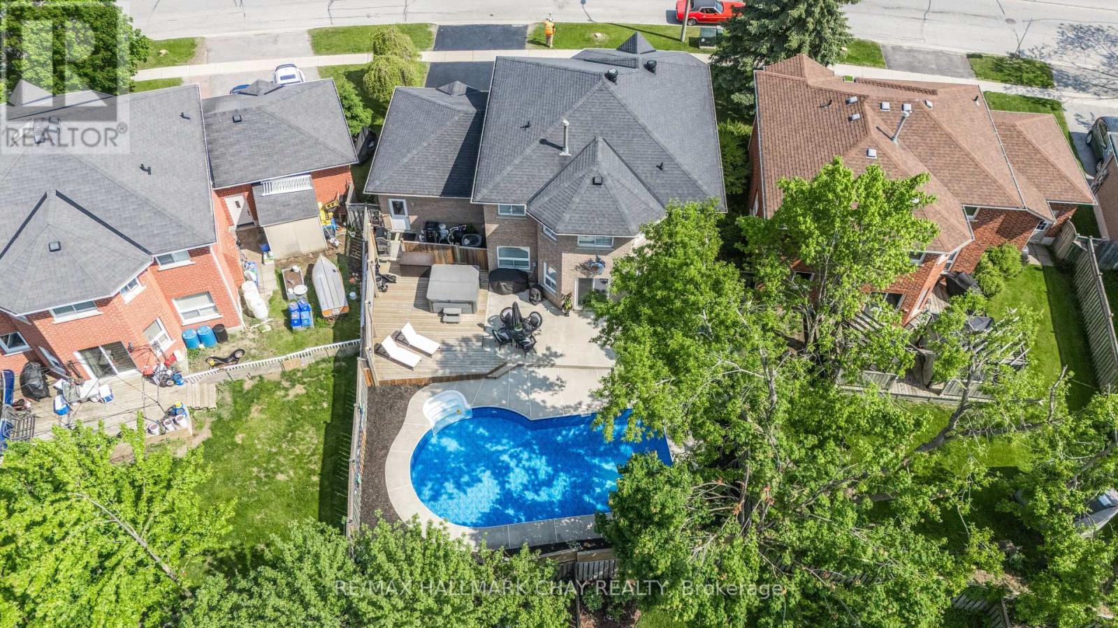 Single Family House for Sale in  CUNDLES ROAD W Barrie (Northwest) 