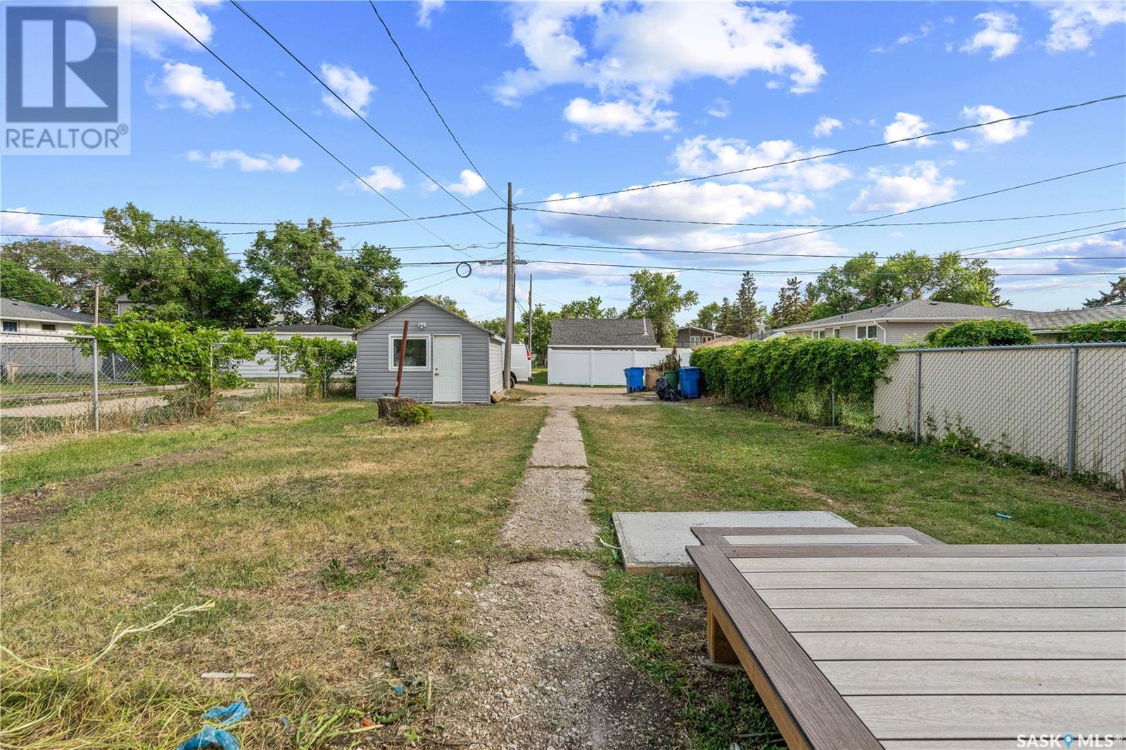 Photo 28 of 917 Dewdney Avenue E, Regina SK
