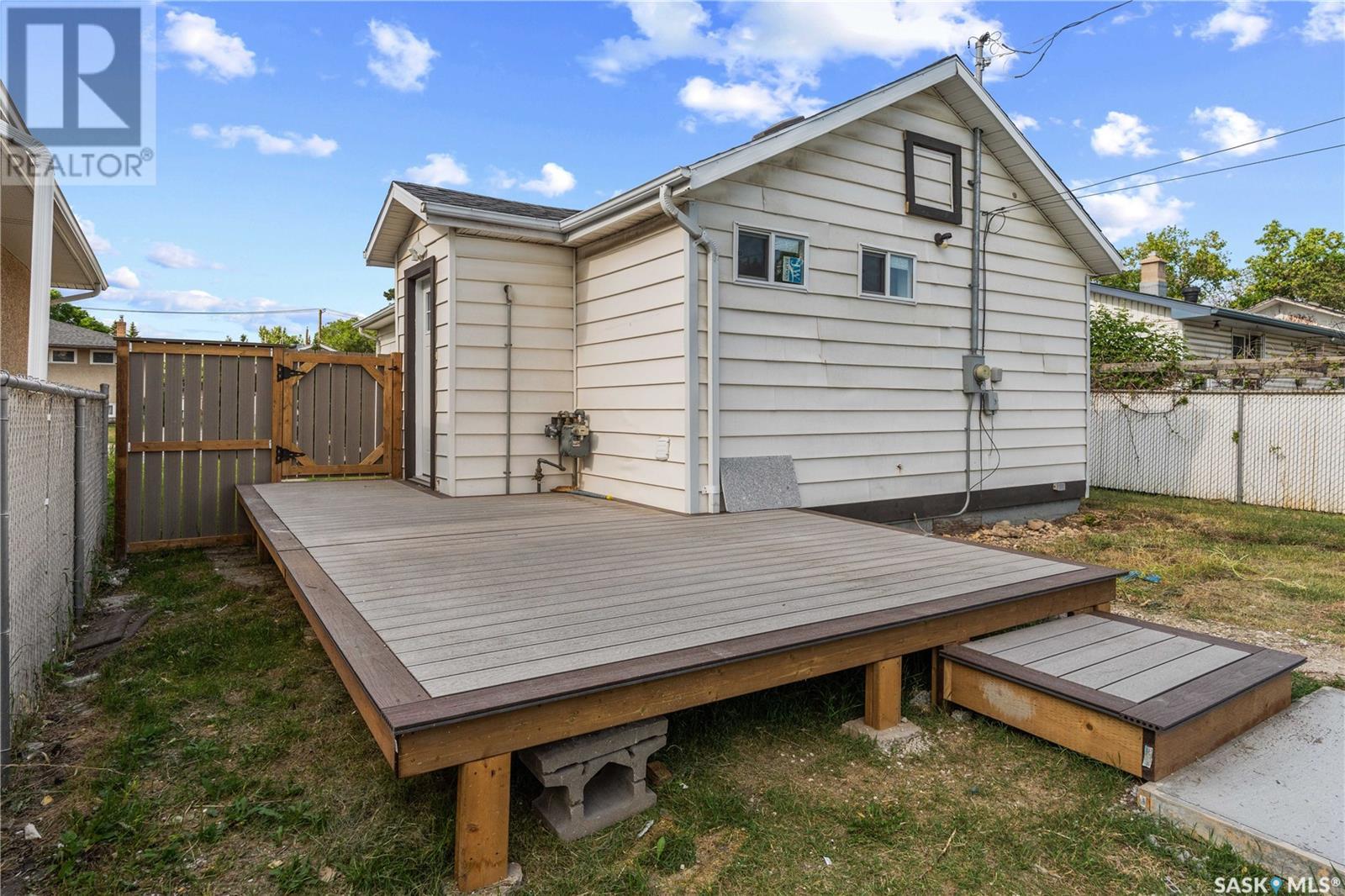 Photo 30 of 917 Dewdney Avenue E, Regina SK