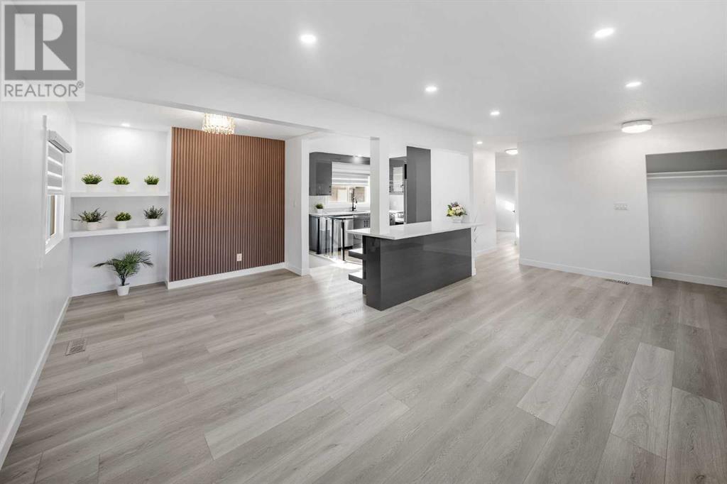 Single Family House Bungalow for Sale in  Glenpatrick Drive SW Glenbrook Calgary 