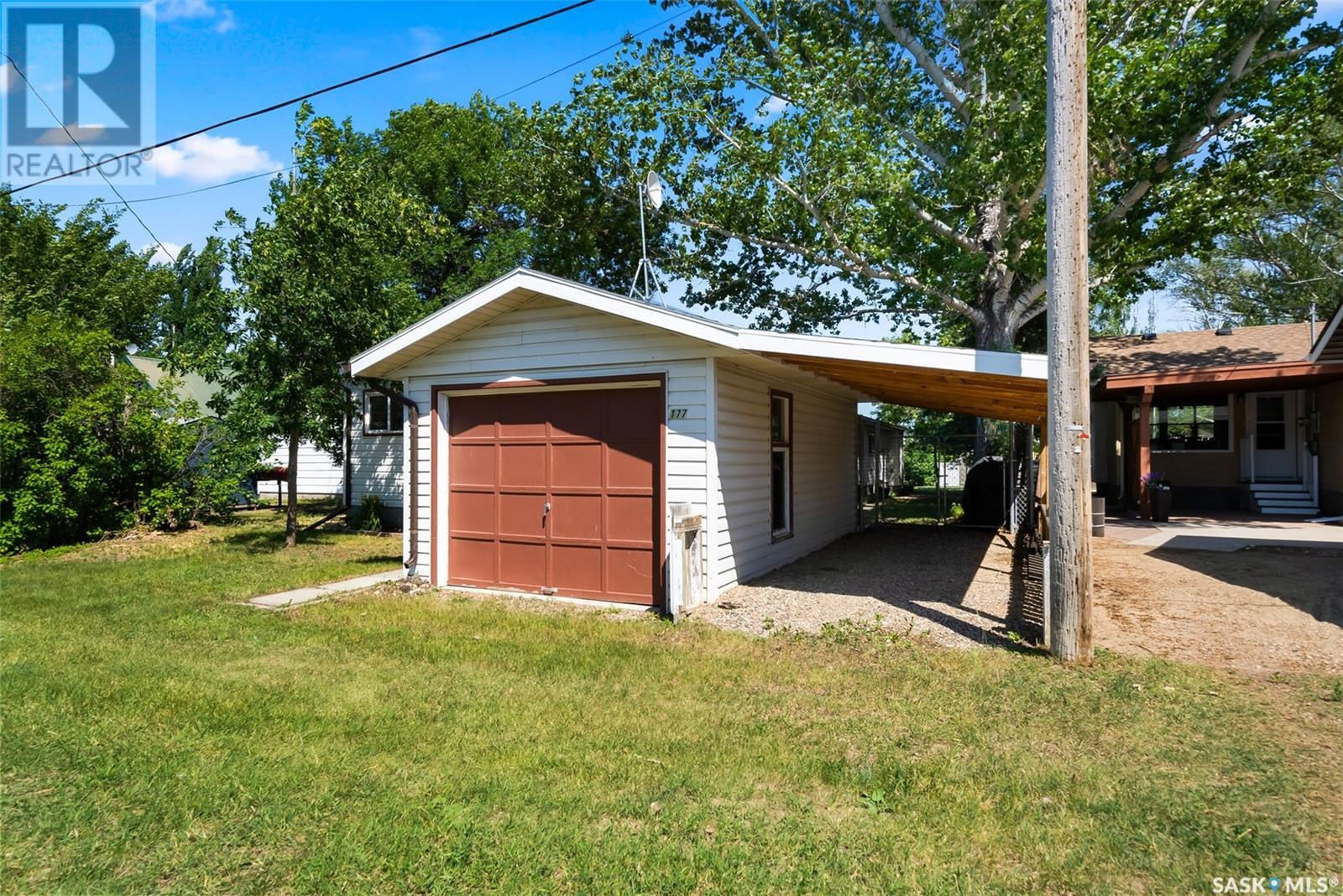Photo 18 of 177 Poplar Lane, Wee Too Beach SK