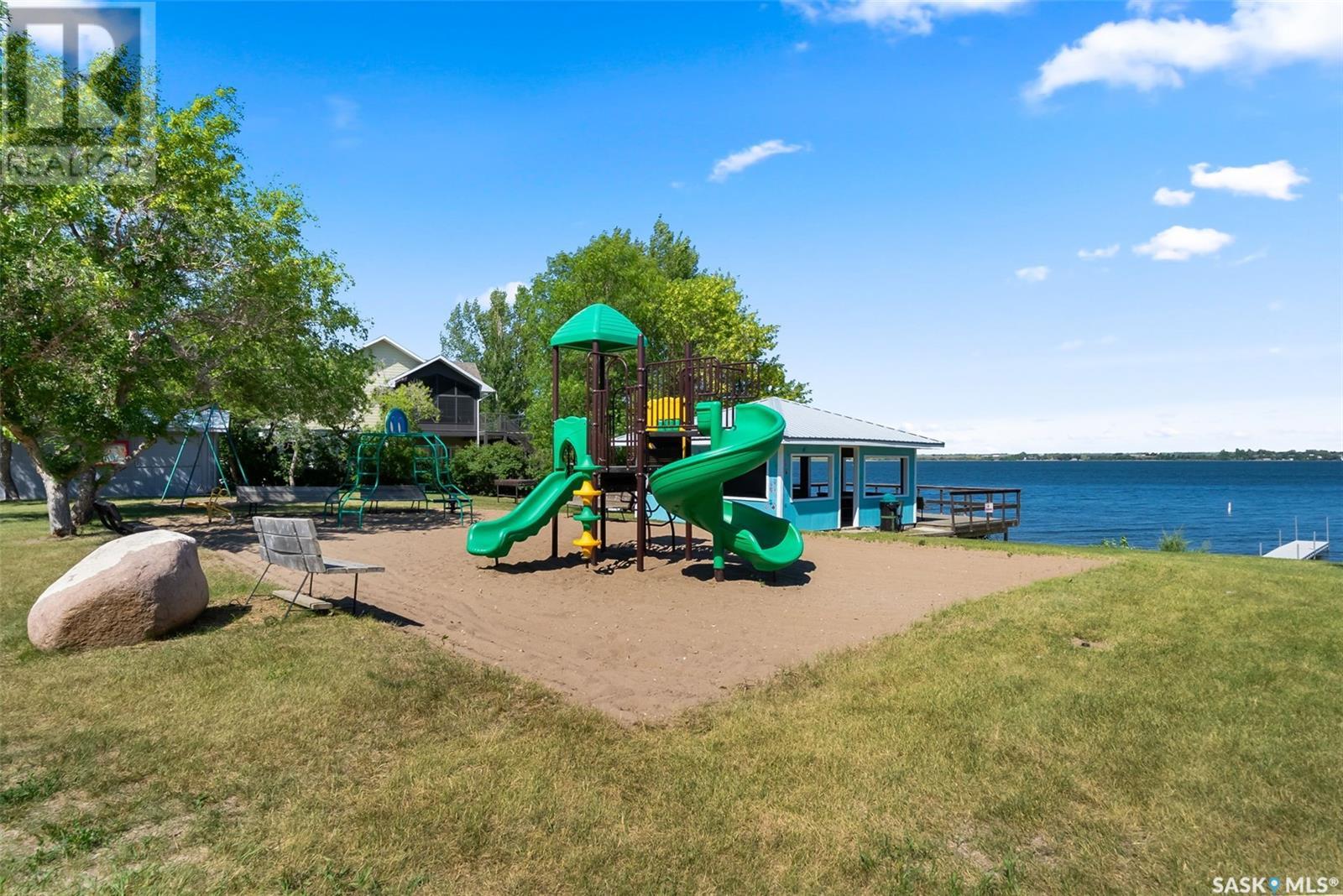Photo 43 of 177 Poplar Lane, Wee Too Beach SK