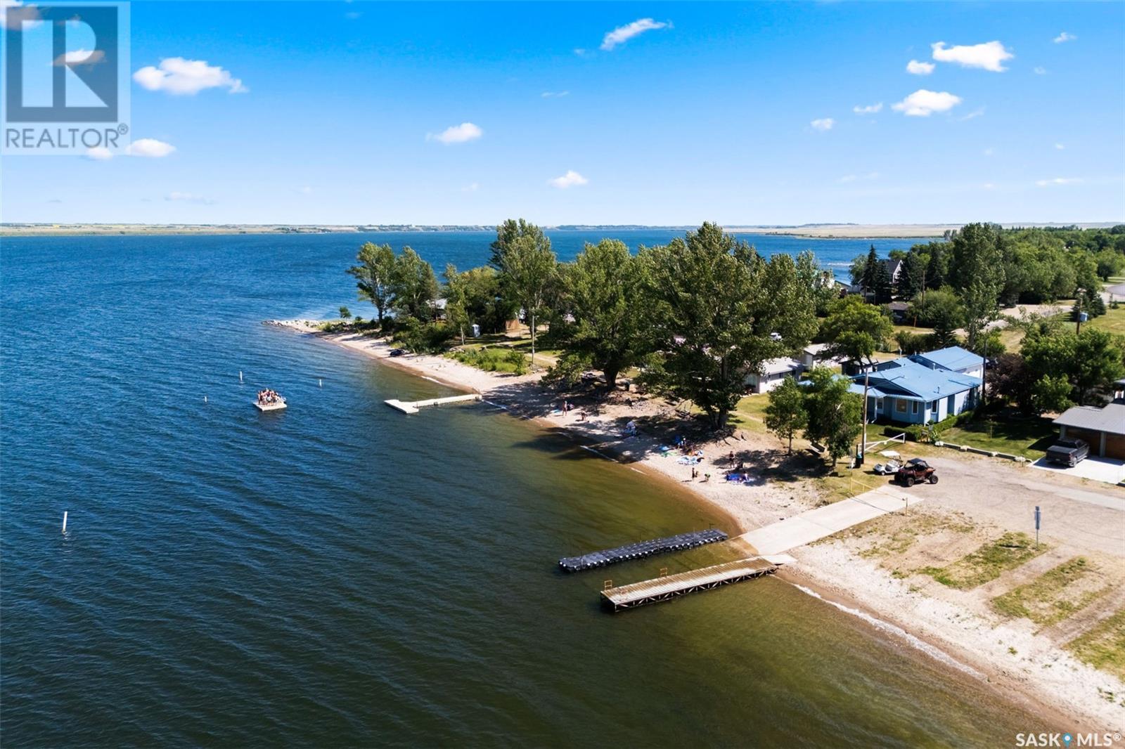 Photo 22 of 177 Poplar Lane, Wee Too Beach SK