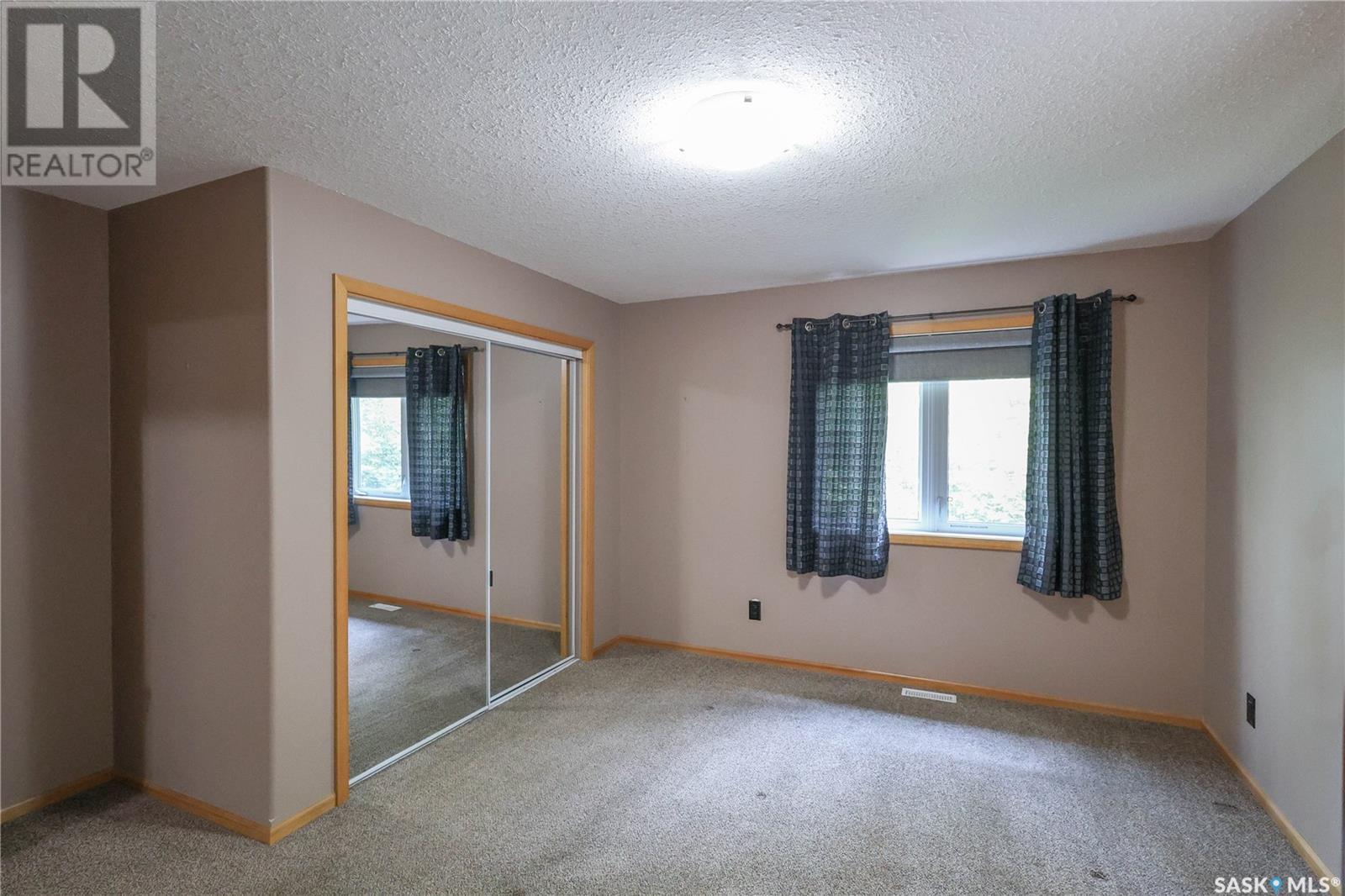 33 CARWIN PARK DRIVE - 8