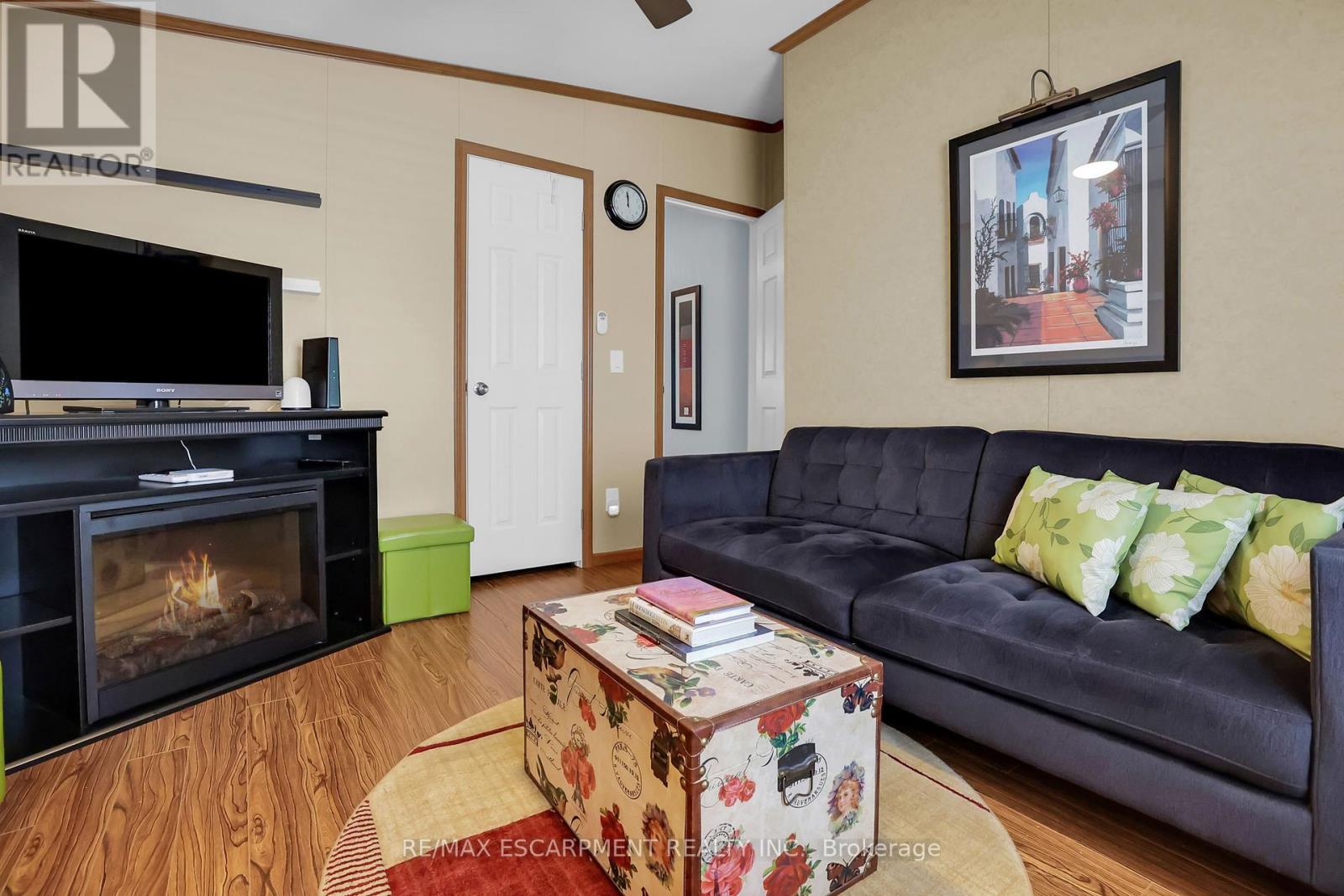 Photo 32 of 107 3033 Townline Road, Fort Erie ON