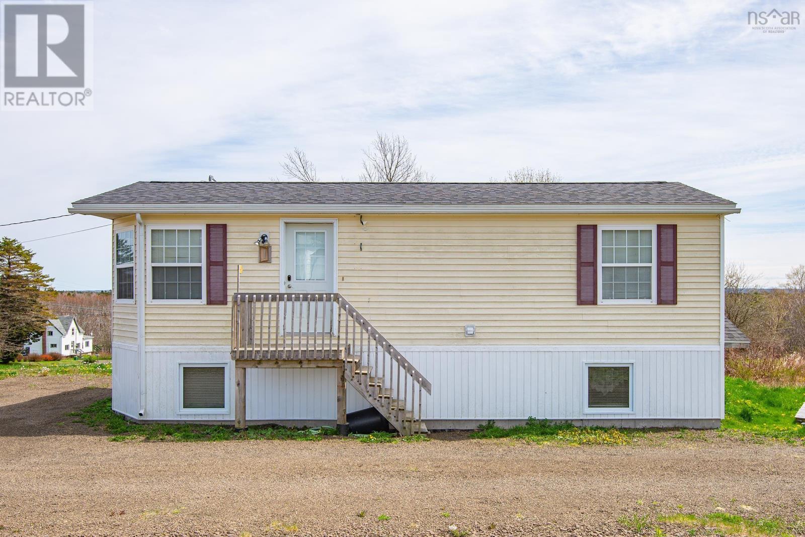 Single Family House 2 Level for Sale in  Culloden Road Mount Pleasant 