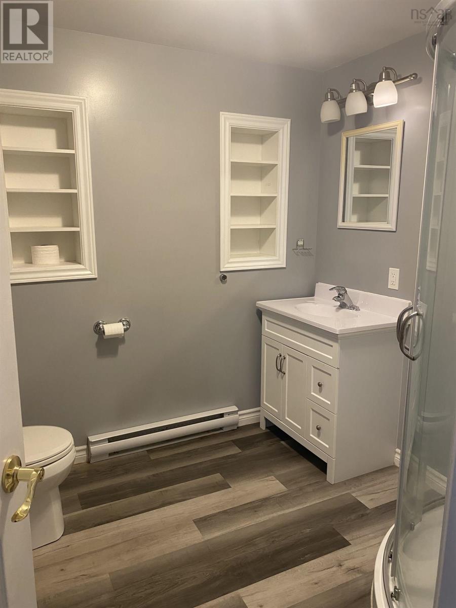 Single Family House 2 Level for Sale in  Culloden Road Mount Pleasant 