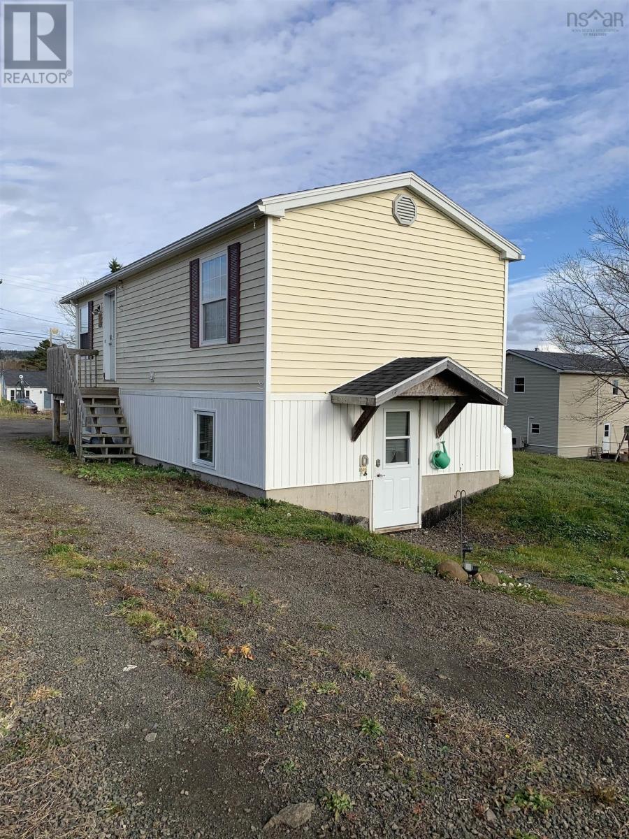 Single Family House 2 Level for Sale in  Culloden Road Mount Pleasant 