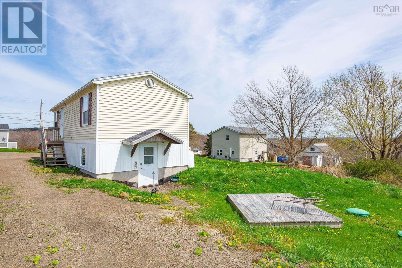 Single Family House 2 Level for Sale in  Culloden Road Mount Pleasant 