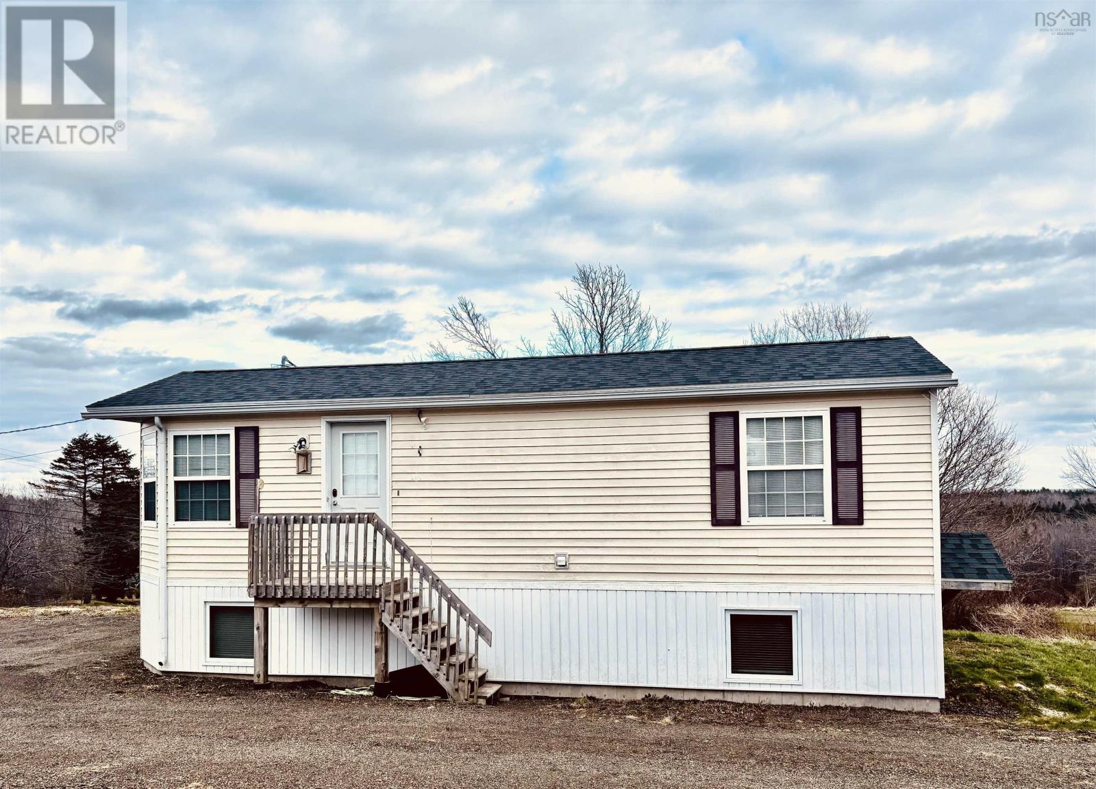 Single Family House 2 Level for Sale in  Culloden Road Mount Pleasant 