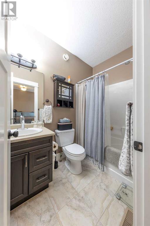 Photo 29 of 4007 41 Avenue, Lloydminster AB