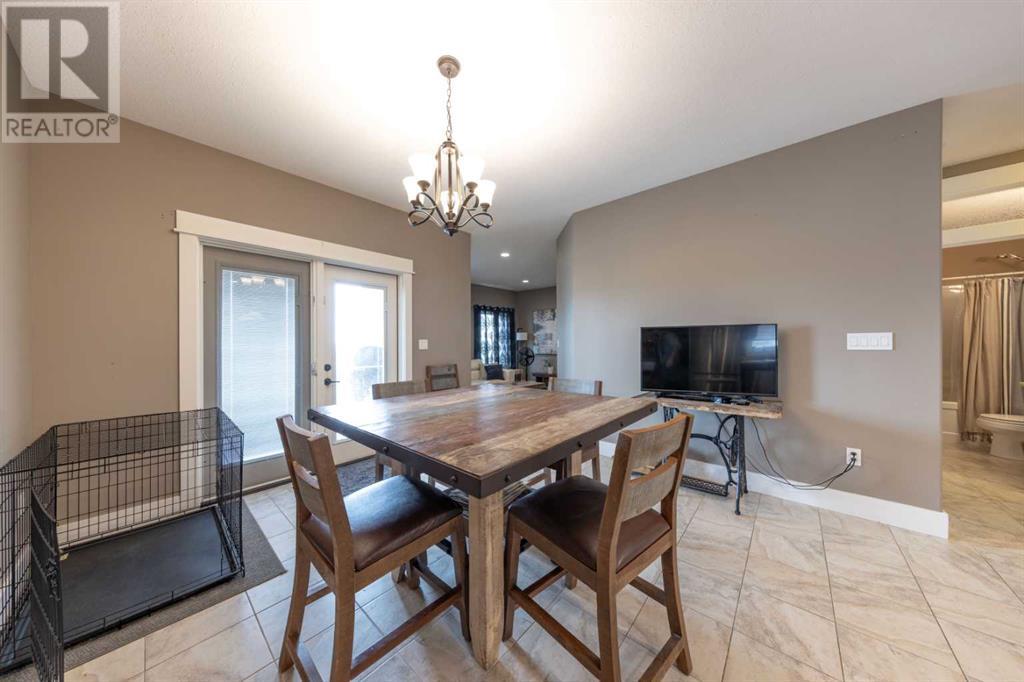 Photo 7 of 4007 41 Avenue, Lloydminster AB