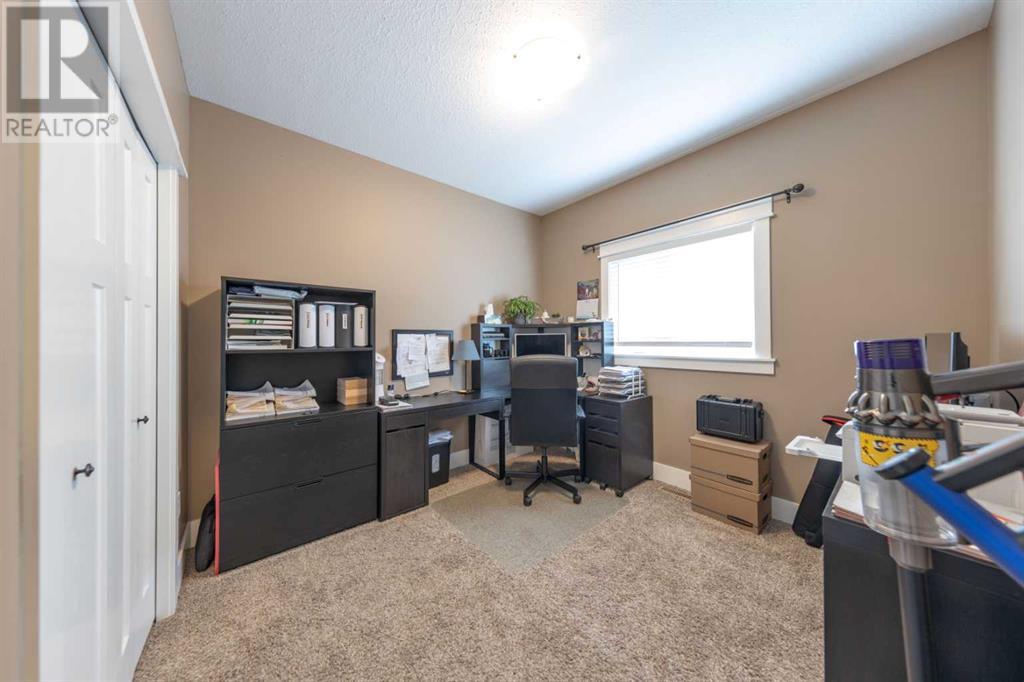 Photo 11 of 4007 41 Avenue, Lloydminster AB
