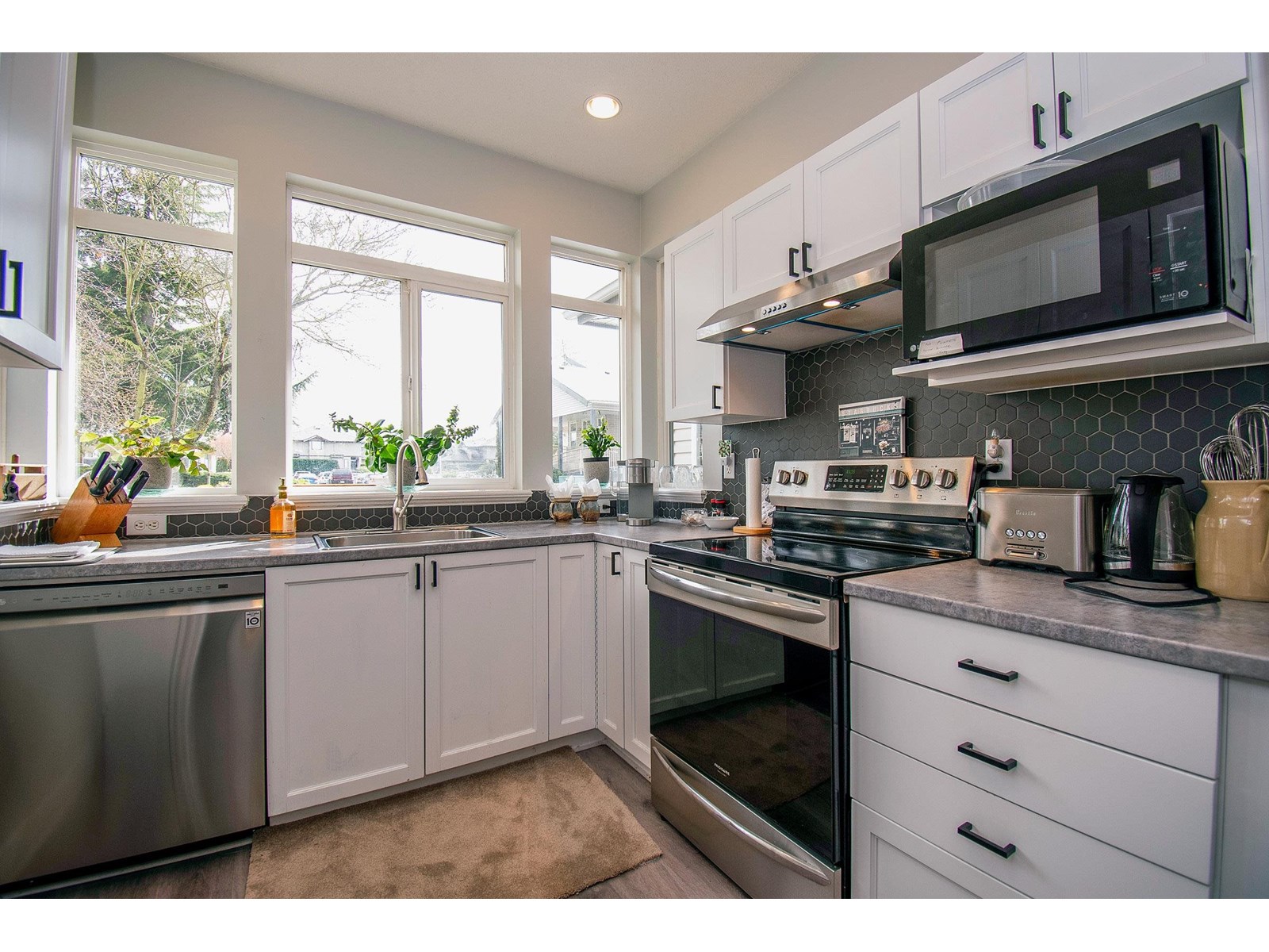 Photo 8 of 53 15070 66 A Avenue, Surrey BC