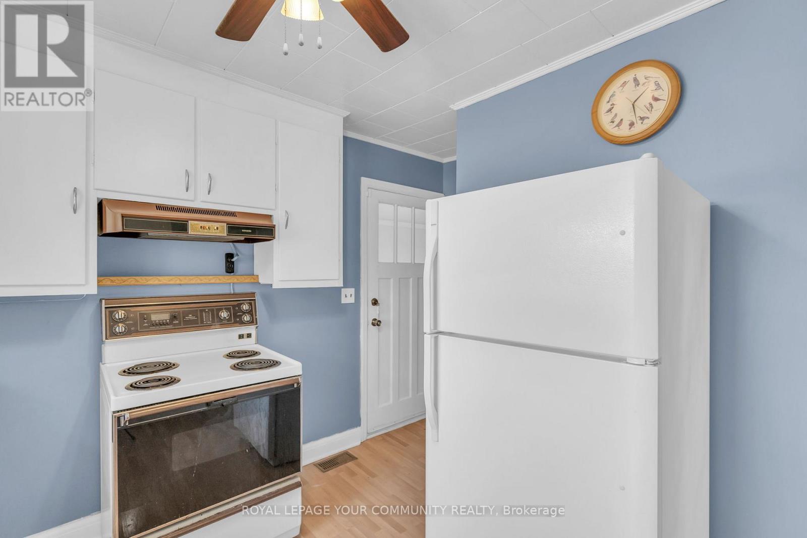Photo 9 of 5175 Baseline Road, Georgina ON