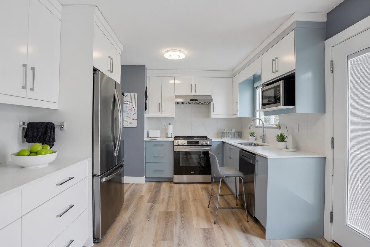 Photo 6 of 9024 123 A Street, Surrey BC