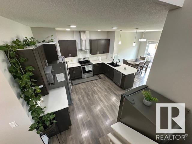 Photo 5 of 12212 176 Av Nw, Edmonton AB