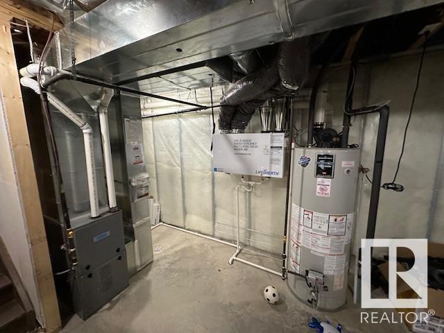 Photo 31 of 12212 176 Av Nw, Edmonton AB