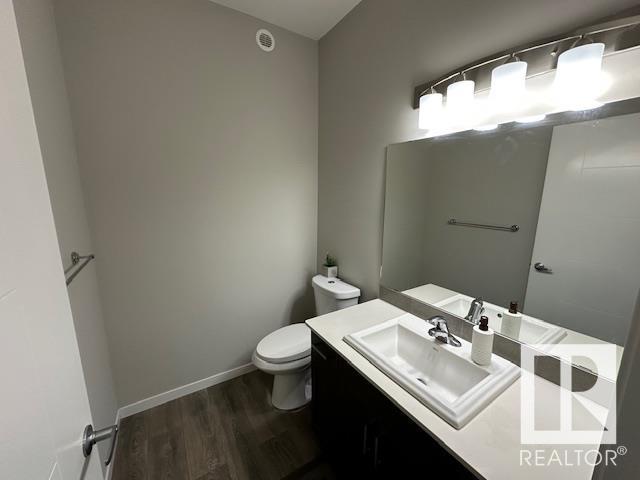 Photo 12 of 12212 176 Av Nw, Edmonton AB