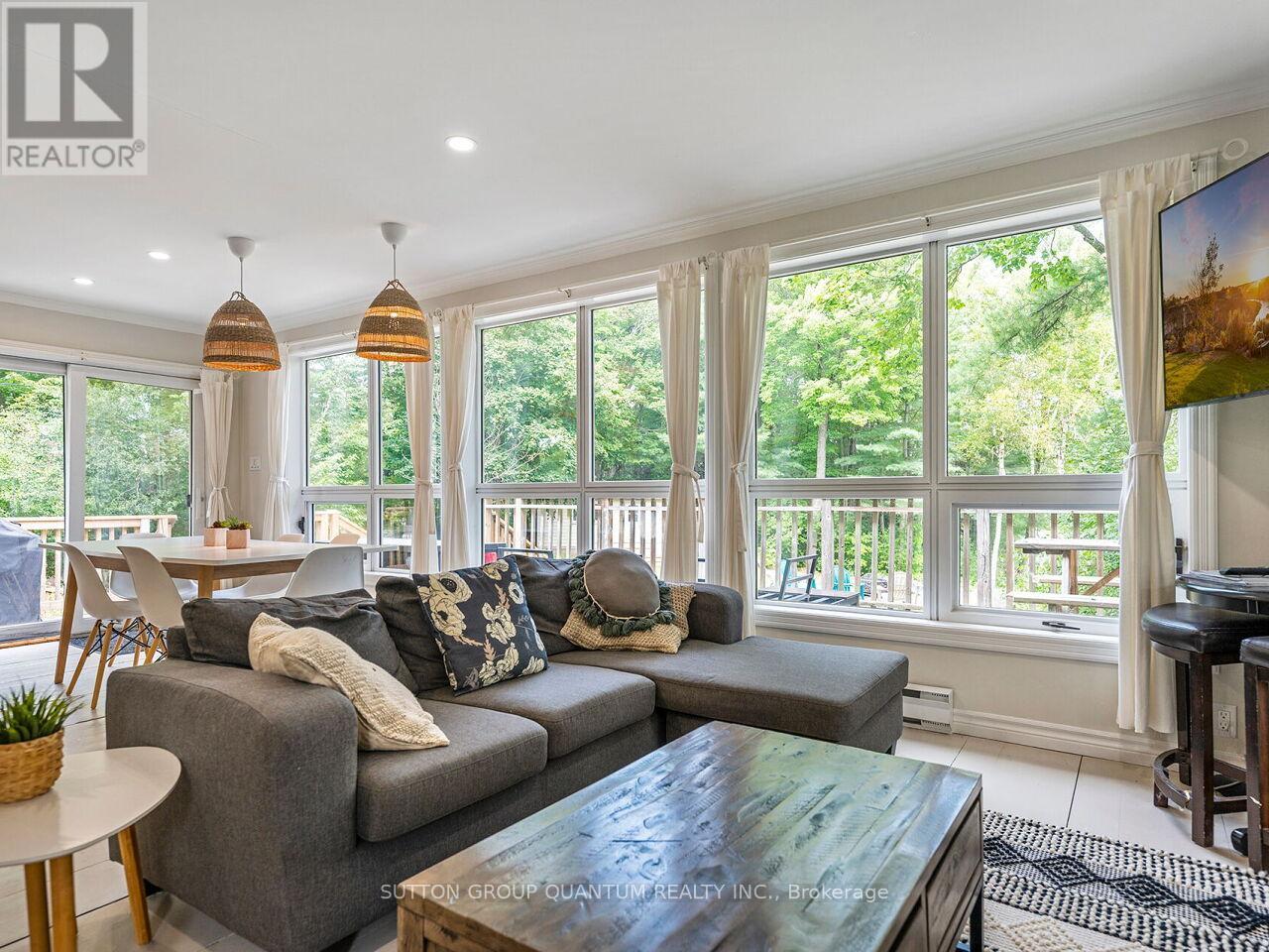 Photo 5 of 8 1006 Youngs Road, Muskoka Lakes ON