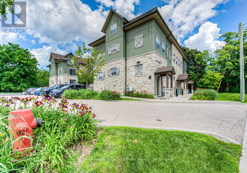 Photo 5 of A 103 112 Union Street E, Waterloo ON