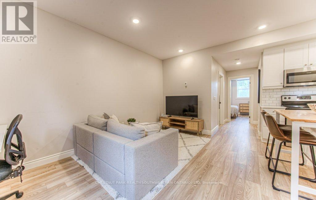 Photo 11 of A 103 112 Union Street E, Waterloo ON