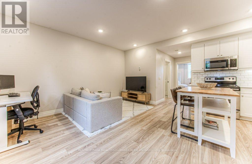 Photo 6 of A 103 112 Union Street E, Waterloo ON