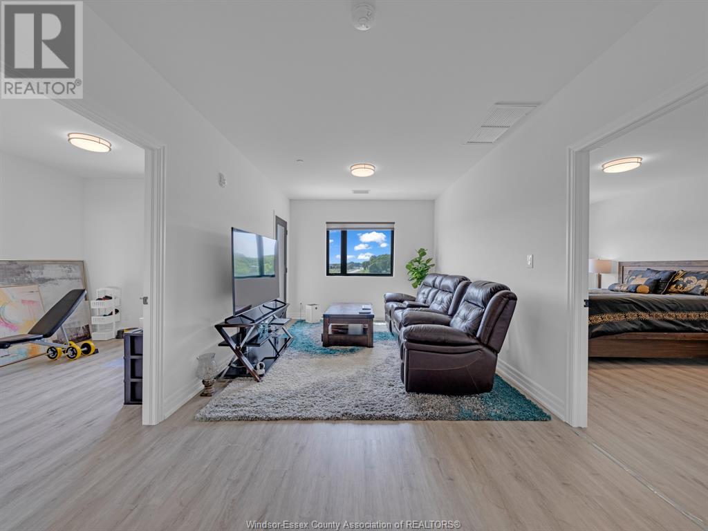 Photo 14 of 7333 Meo Boulevard Unit 303, Lasalle ON