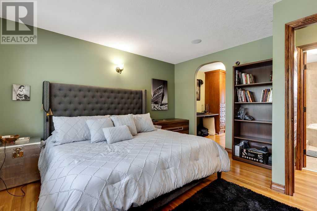 Single Family House Bungalow for Sale in  Grant Crescent SW Glenbrook Calgary 