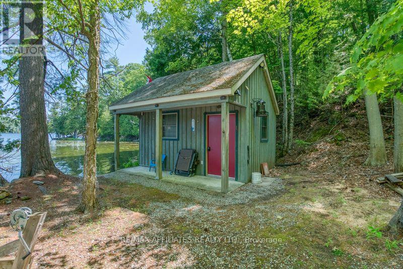 Photo 21 of 200 Walnut Point Road, Rideau Lakes ON