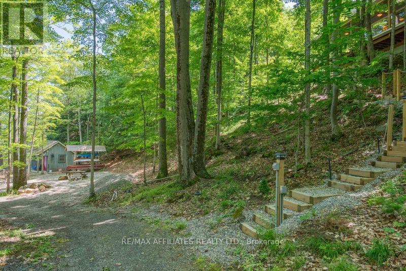 Photo 14 of 200 Walnut Point Road, Rideau Lakes ON