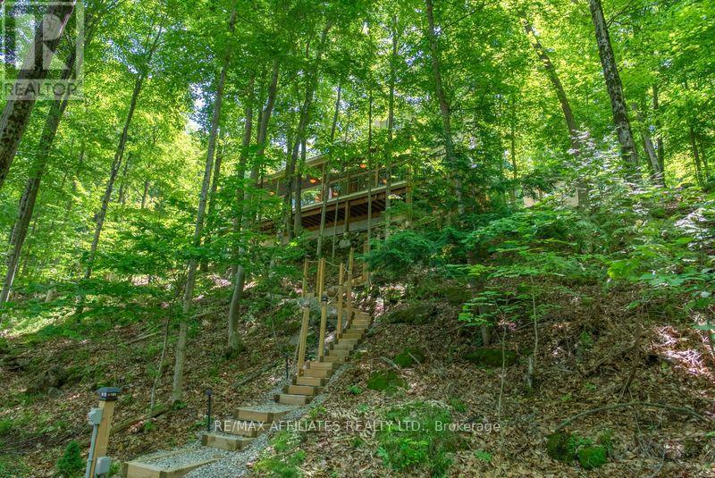 Photo 24 of 200 Walnut Point Road, Rideau Lakes ON