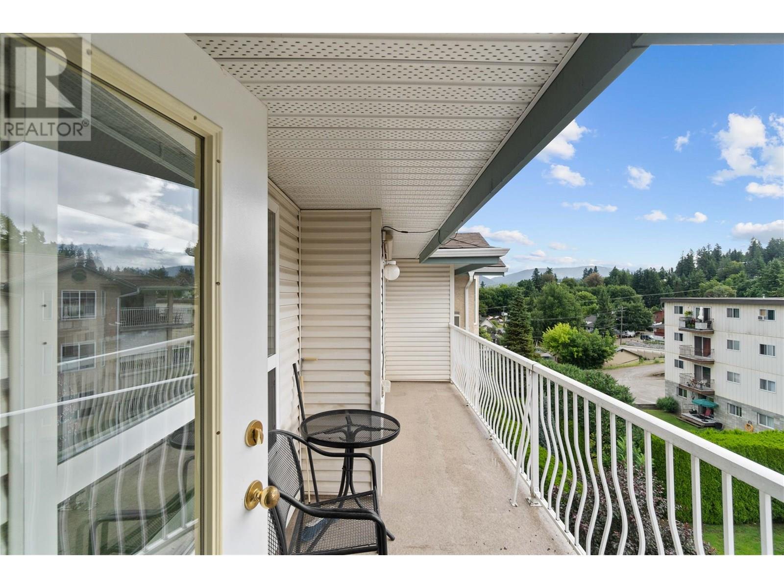 Photo 40 of 250 5 Street Se Unit 313, Salmon Arm BC